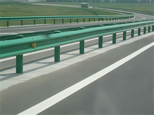 随州波形梁护栏在高速公路的应用